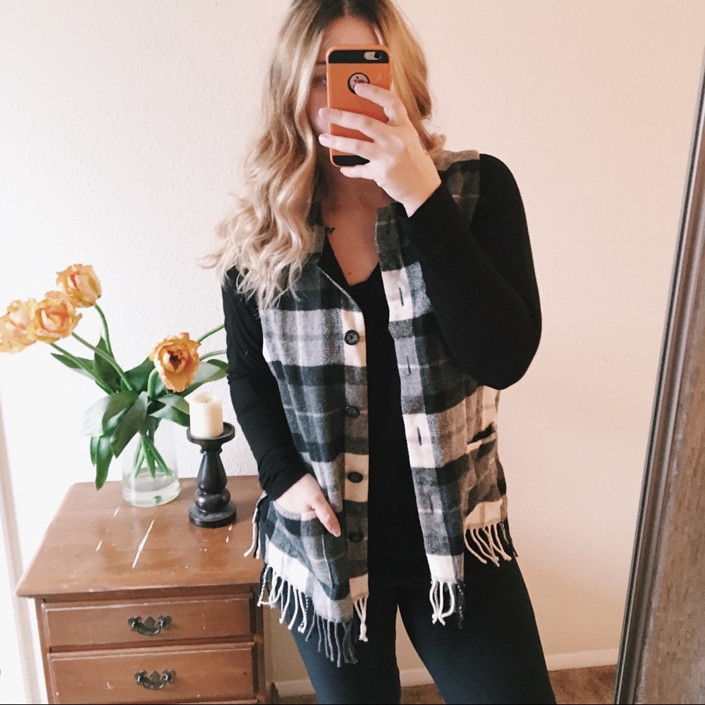 Sweet Jessie Fringe Plaid Vest with Buttons